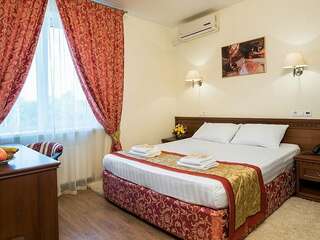 Гостиница Атлас Краснодар Люкс с 2 спальнями-1